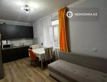 1-комнатная квартира, этаж 8 из 10, 55 м²