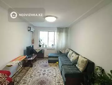 3-комнатная квартира, этаж 2 из 5, 63 м², миниатюра 2