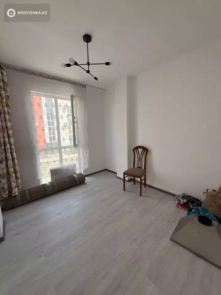 1-комнатная квартира, этаж 2 из 3, 33 м², фотография 4