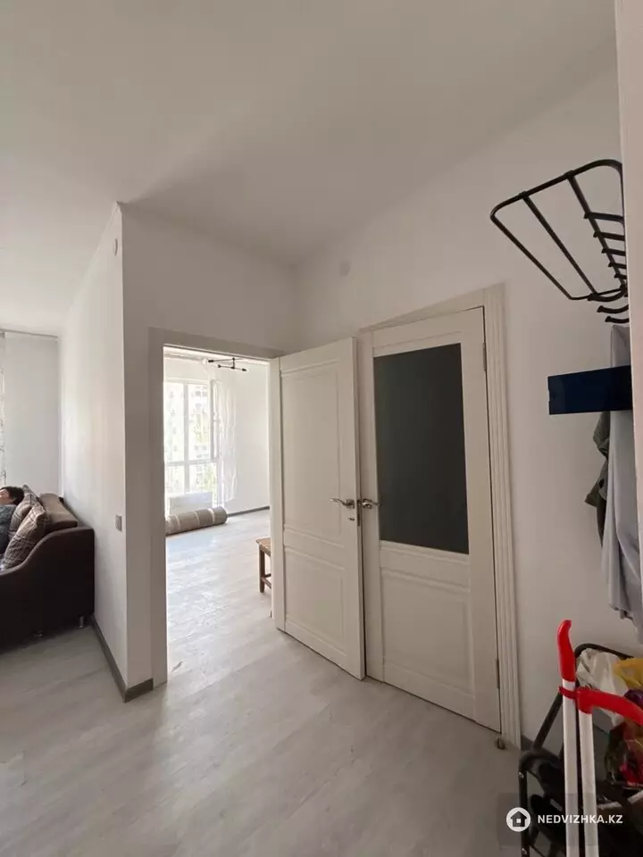 1-комнатная квартира, этаж 2 из 3, 33 м², фотография 5