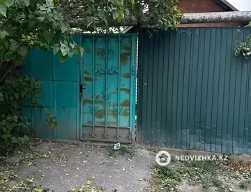 3-комнатный дом, 2.5 соток, 60 м², На длительный срок