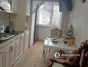 2-комнатная квартира, этаж 5 из 12, 50 м², На длительный срок
