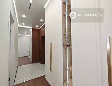 3-комнатная квартира, этаж 12 из 17, 77 м², миниатюра 9