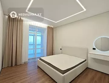 3-комнатная квартира, этаж 12 из 17, 77 м², миниатюра 10