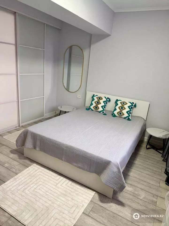 2-комнатная квартира, этаж 3 из 12, 40 м²