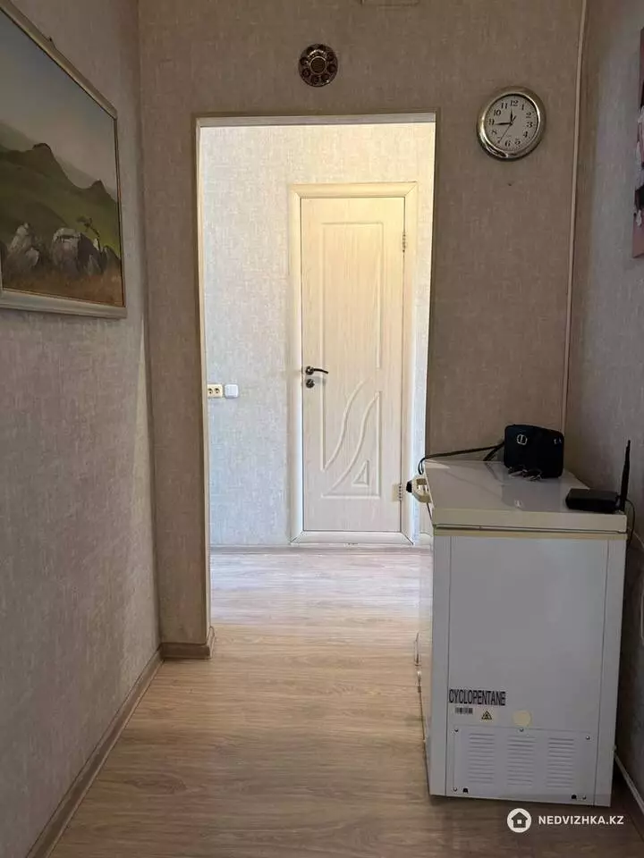 3-комнатная квартира, этаж 5 из 5, 66 м², фотография 3