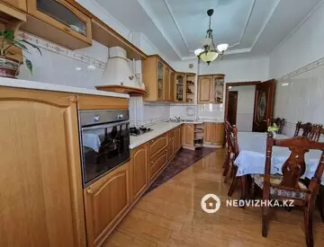 2-комнатная квартира, этаж 3 из 9, 102 м², миниатюра 6