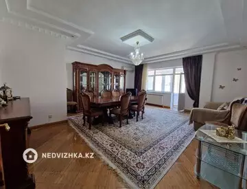 2-комнатная квартира, этаж 3 из 9, 102 м²