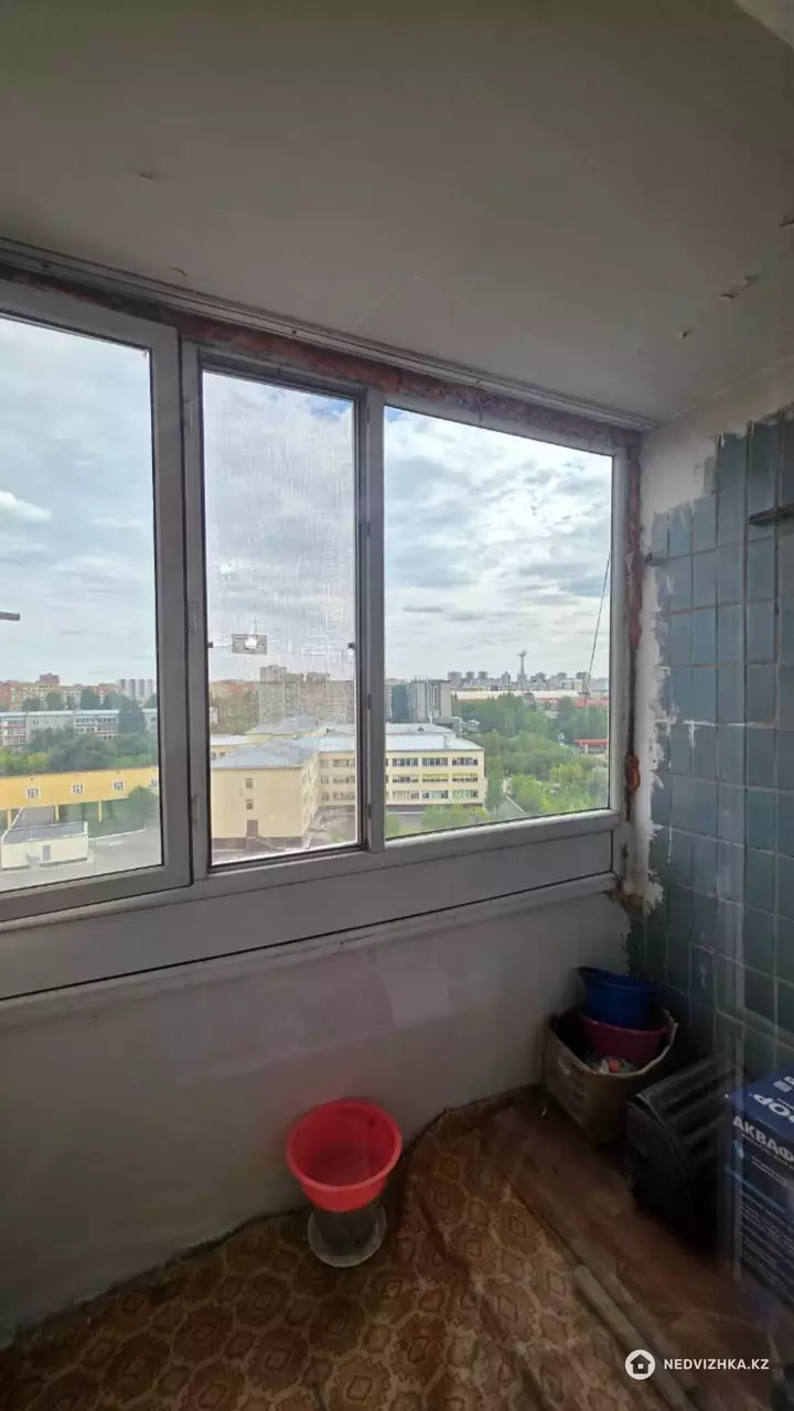 3-комнатная квартира, этаж 9 из 9, 69 м², фотография 2