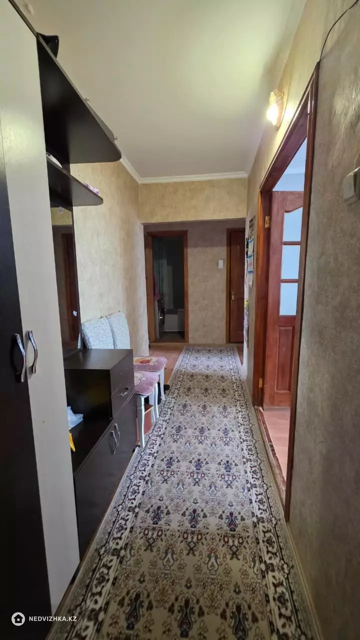 3-комнатная квартира, этаж 9 из 9, 69 м², фотография 5