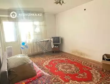 1-комнатная квартира, этаж 5 из 5, 33 м², миниатюра 2