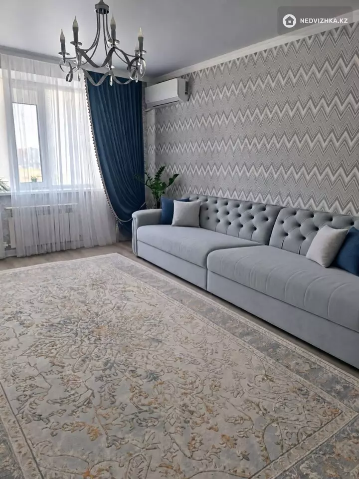 3-комнатная квартира, этаж 5 из 5, 84 м², фотография 2