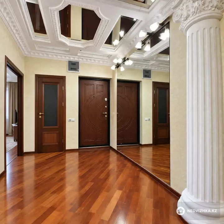 2-комнатная квартира, этаж 1 из 3, 75 м², На длительный срок, фотография 4