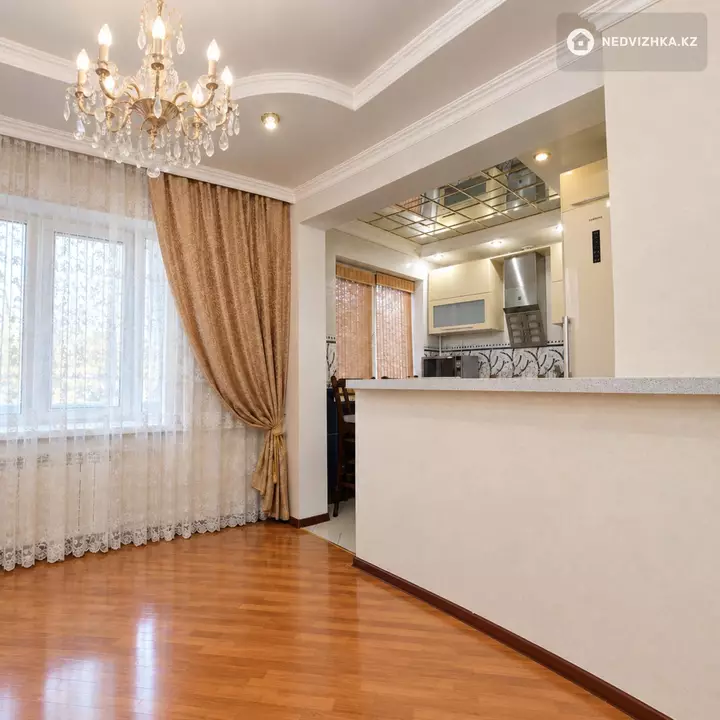 2-комнатная квартира, этаж 1 из 3, 75 м², Посуточно, фотография 4