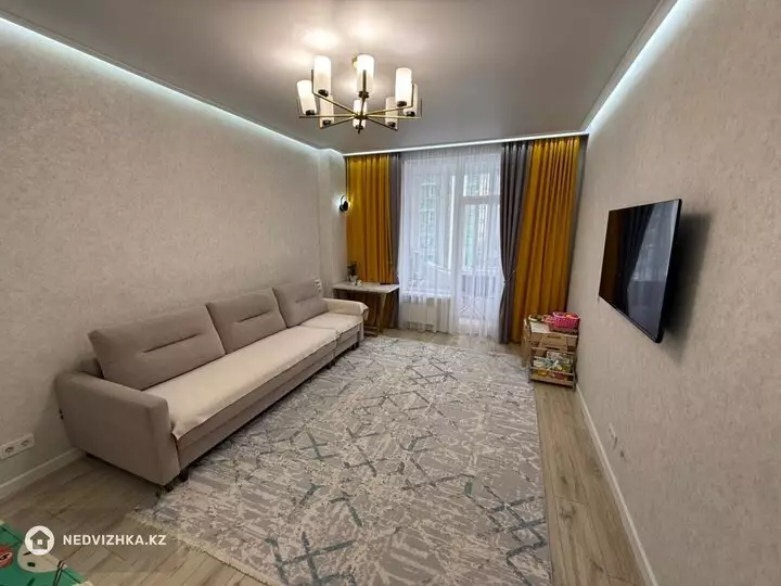 2-комнатная квартира, этаж 4 из 10, 75 м², фотография 2