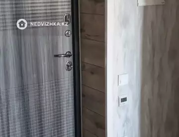 2-комнатная квартира, этаж 9 из 9, 52 м², миниатюра 11