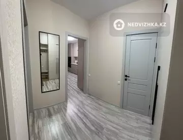 1-комнатная квартира, этаж 9 из 9, 40 м², На длительный срок