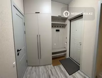 1-комнатная квартира, этаж 9 из 9, 40 м², На длительный срок