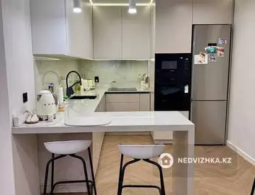 3-бөлмелі пәтер, қабат 1 барлық қабат саны 14, 100 м², 1-нобай