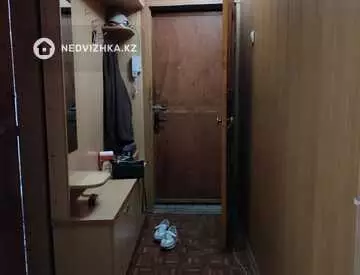 2-комнатная квартира, этаж 3 из 5, 45 м², миниатюра 3