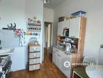 3-комнатная квартира, этаж 5 из 5, 61 м², миниатюра 6