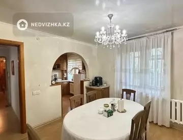 5-комнатная квартира, этаж 3 из 5, 101 м², миниатюра 12