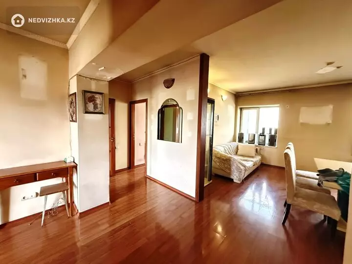 3-комнатная квартира, этаж 5 из 5, 81 м²