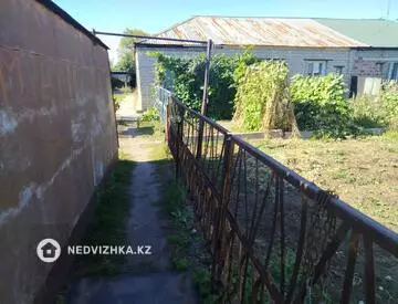 4-комнатный дом, 6 соток, 82 м²