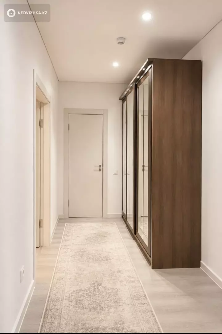1-комнатная квартира, этаж 6 из 12, 43 м², Посуточно, фотография 3