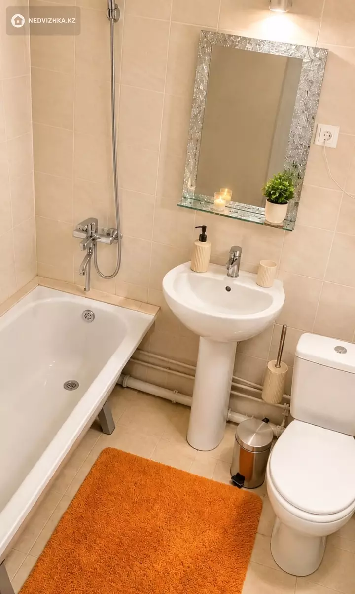 1-комнатная квартира, этаж 6 из 12, 43 м², Посуточно, фотография 4