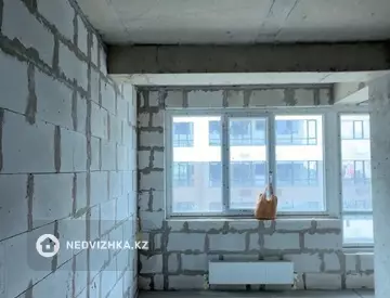 2-комнатная квартира, этаж 3 из 6, 49 м², миниатюра 10