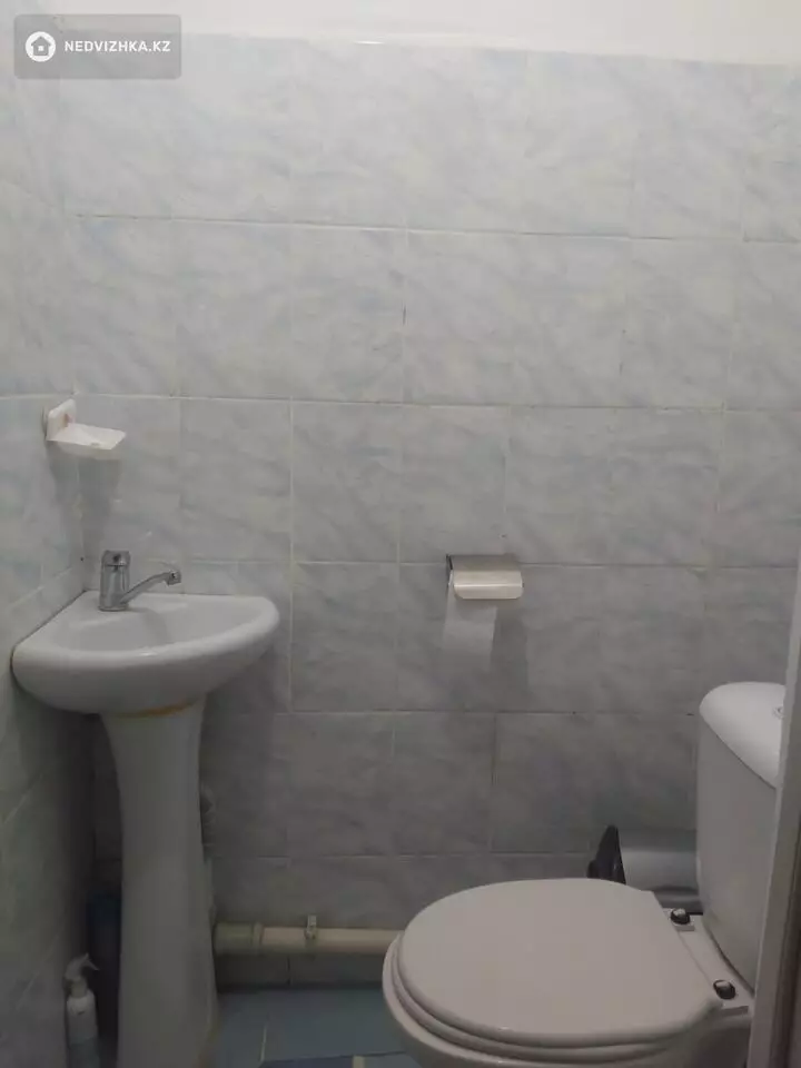 2-комнатная квартира, этаж 3 из 9, 56 м², фотография 4
