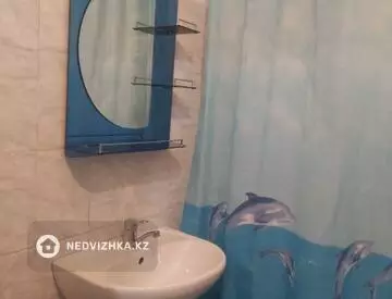2-комнатная квартира, этаж 3 из 9, 56 м², миниатюра 7