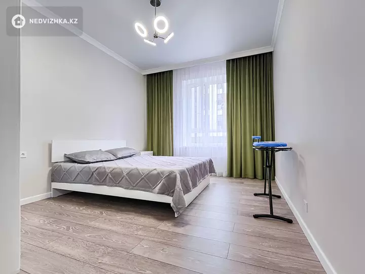 2-комнатная квартира, этаж 4 из 9, 62 м², На длительный срок, фотография 2