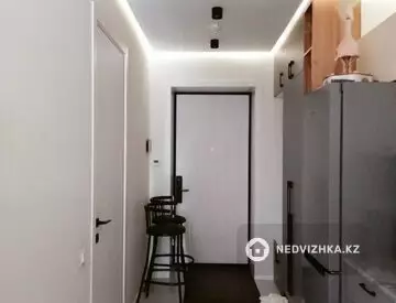 1-комнатная квартира, этаж 3 из 12, 33 м², миниатюра 10