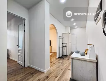 2-комнатная квартира, этаж 6 из 10, 75 м², На длительный срок, миниатюра 6