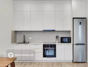 2-комнатная квартира, этаж 20 из 22, 50 м², На длительный срок, миниатюра 5