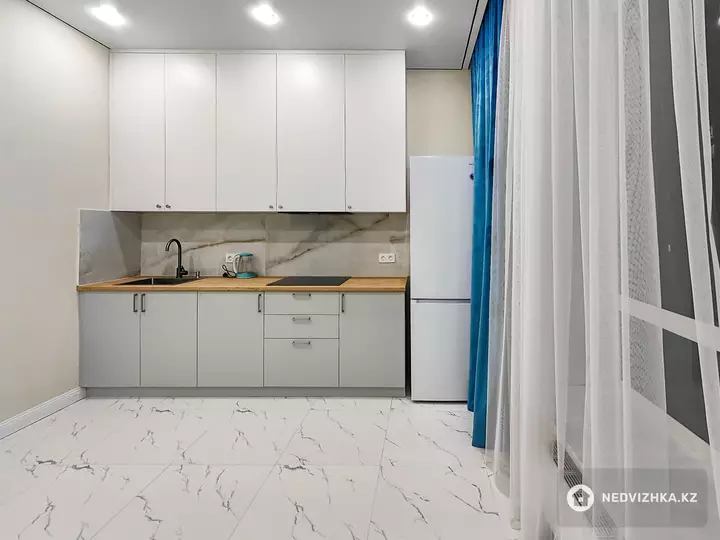 1-комнатная квартира, этаж 6 из 12, 42 м², На длительный срок, фотография 4