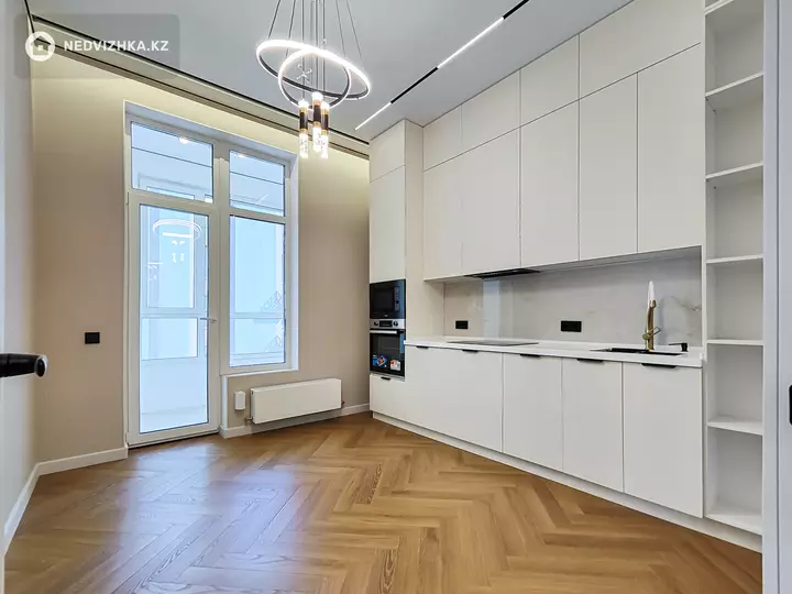 2-комнатная квартира, этаж 15 из 18, 71 м², На длительный срок, фотография 4