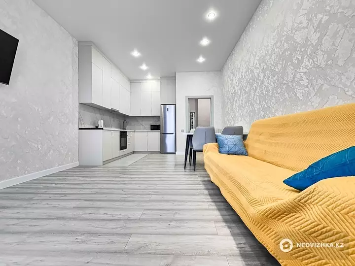 2-комнатная квартира, этаж 5 из 12, 58 м², На длительный срок, фотография 3