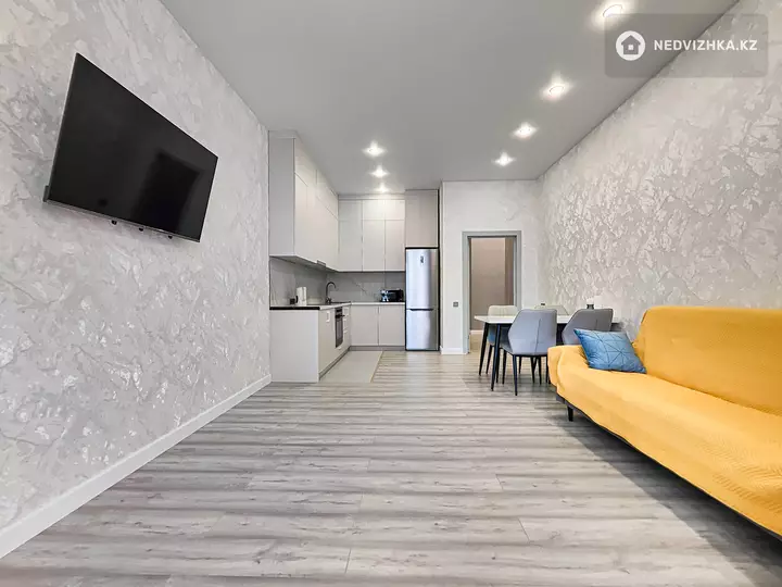 2-комнатная квартира, этаж 5 из 12, 58 м², На длительный срок, фотография 4