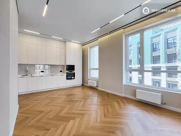 3-комнатная квартира, этаж 15 из 18, 77 м², На длительный срок, фотография 4