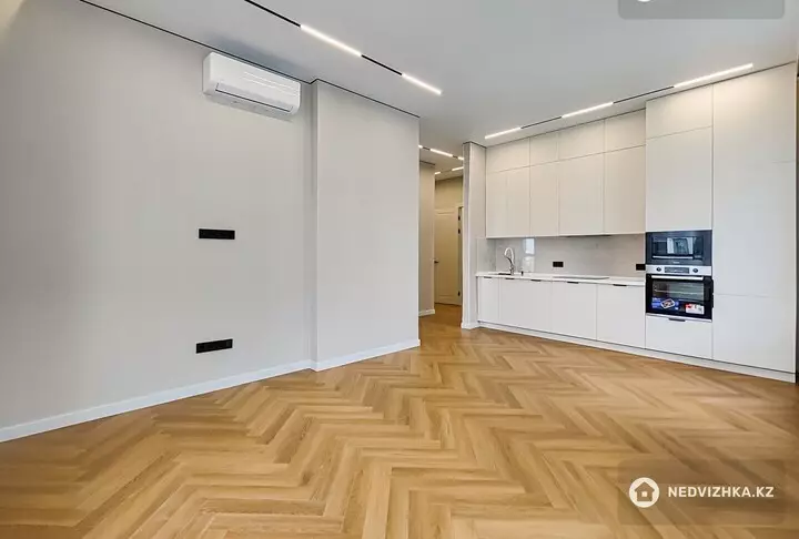 3-комнатная квартира, этаж 15 из 18, 77 м², На длительный срок, фотография 5