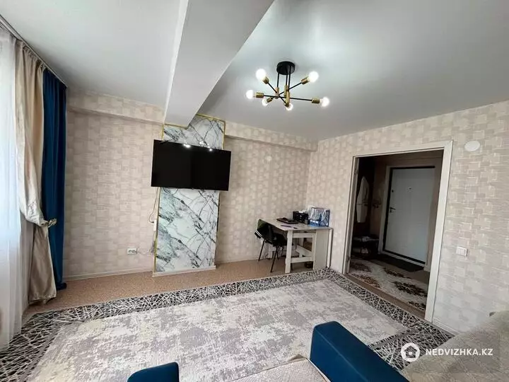 2-комнатная квартира, этаж 3 из 9, 54 м², фотография 3