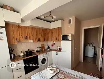 2-комнатная квартира, этаж 3 из 9, 54 м², миниатюра 9