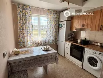 2-комнатная квартира, этаж 3 из 9, 54 м², миниатюра 10