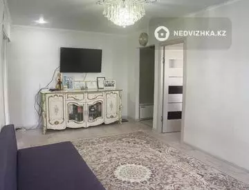 4-комнатная квартира, этаж 8 из 9, 89 м²