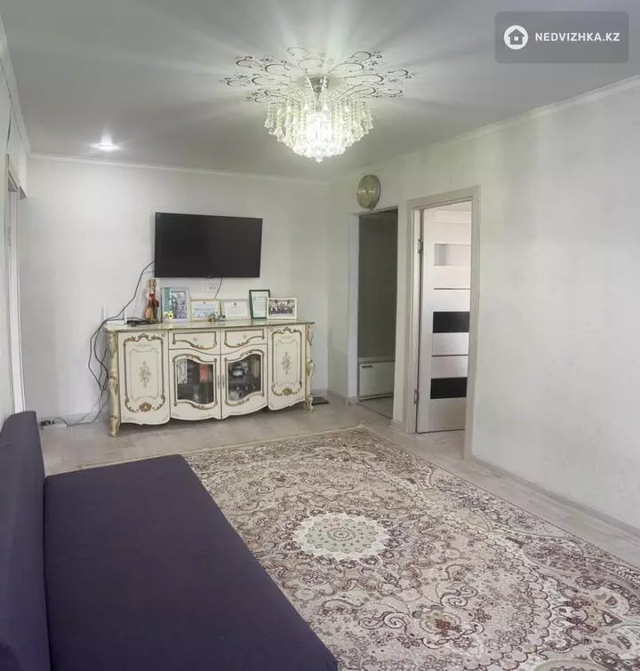 4-комнатная квартира, этаж 8 из 9, 89 м², фотография 2