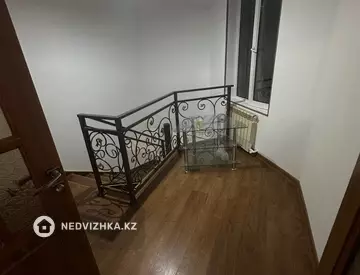 2-комнатная часть дома, 0.5 соток, 70 м², На длительный срок