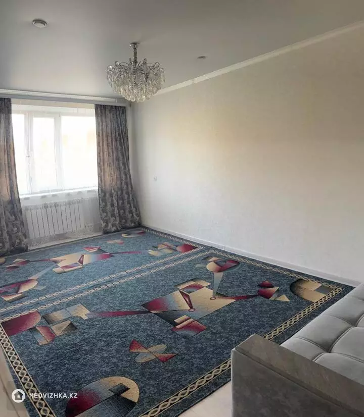 4-комнатная квартира, этаж 8 из 9, 89 м², фотография 4